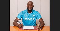 lukaku_firma.jpg