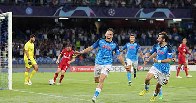 zielinski_napoli_liverpool_2022.jpg