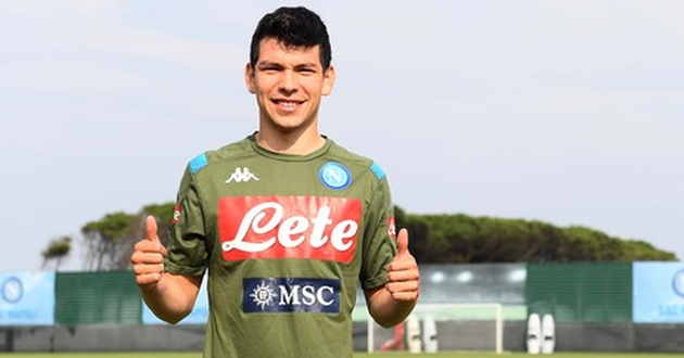 lozano-firma-napoli.jpg