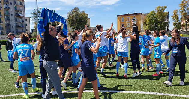 napoli-femminile-serie-a-salvo.jpg